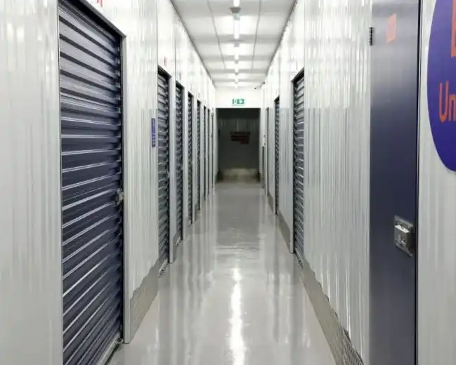 Burton on Trent Self Storage Corridor Lockers