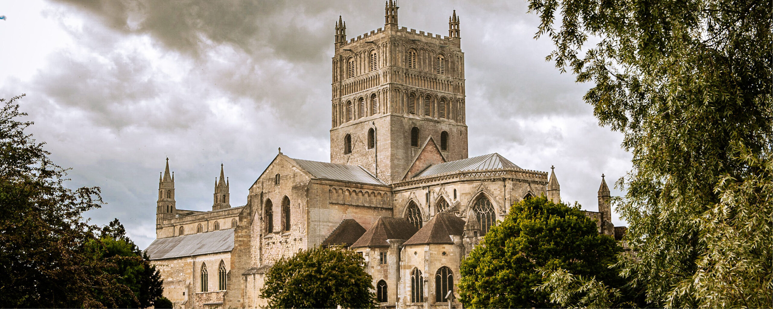 Stress-Free Storage Solutions for Moving House in Tewkesbury